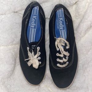 Keds black and white sneaker